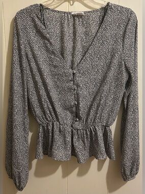 Sienna Sky Medium Button Up Crop Long Sleeve Blouse